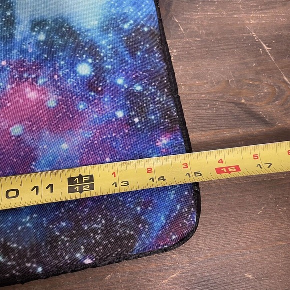 Galaxy Space Laptop Sleeve New Case Padded Zip Up Soft Inside 15” x 11” - Picture 5 of 6